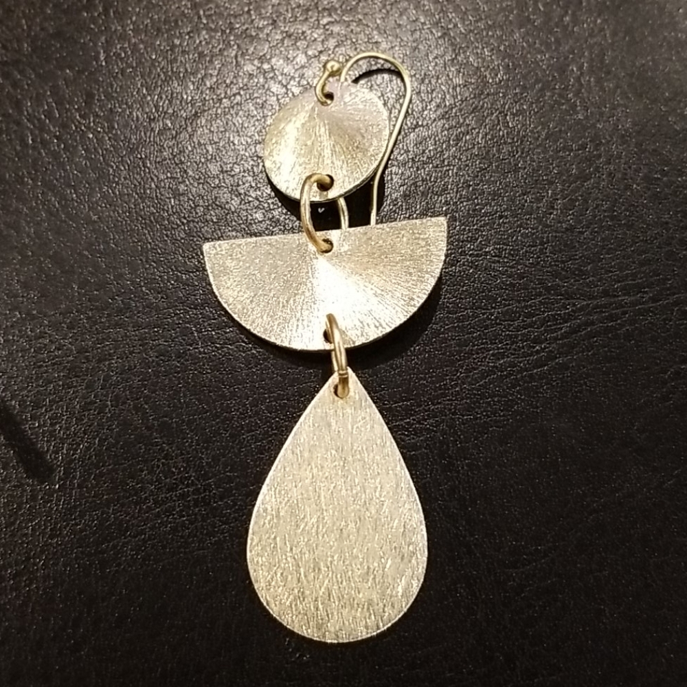 🐆Stunning, everyday earring!!🐆